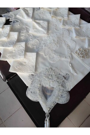 12 Kişilik Masa Örtüsü Takımı- Masa Seti 12 Kişilik 26 Parça 160x220cm Yarım Dantel - Çt Çeyizci Tekstil