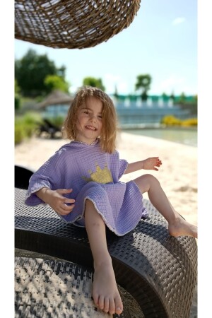 4 Katlı Müslin Kapşonlu Panço Çocuk Bornoz Plaj Banyo Prenses Tacı 600203 - 1