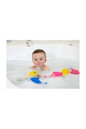 Baby Shark Yüzen ve Sesli Figür Banyo Oyuncak Mavi BAH00000M - 4