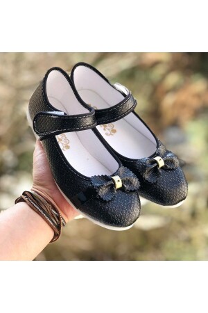 Ballerinas für Mädchen, Klettverschluss, Schleifendetail, rutschfeste, leichte Sohle, Ballerinas für den Kindergarten, den Alltag - Pandalina