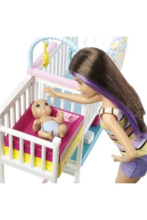 Bebek Bakıcısı Skipper Uyku Eğitiminde Oyun Seti, Bebekler, Mobilyalar Ve 10'dan Fazla Parçad GFL38 - 3