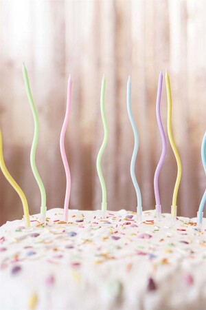 Çok Renkli 8'li Spiral Mum - Le Mabelle