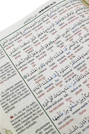 Der Heilige Koran 7 bietet arabische interlineare türkische Lesung, Wortbedeutung, Übersetzung, Tajweed, mittlere Größe, KRN-7-ORT - 2