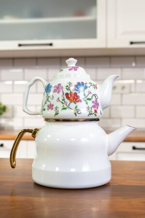 Emaillierte Teekanne aus königlichem Porzellan mit Teekanne Piraye - Miss Betty