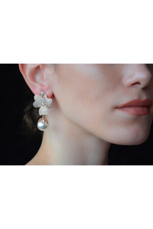 Fioralba Incili Gümüş Çiçek Küpe - Bayemeyc