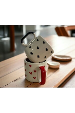 Handbestickte Keramik-Liebhabertasse mit spezieller Prägung und Herzmotiv, 2 Stück - Seracey