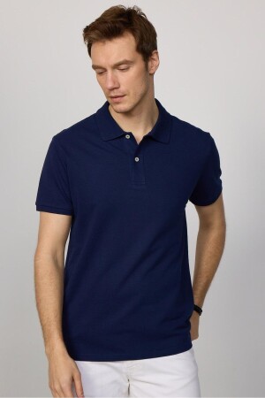 Herren-T-Shirt mit schmaler Passform und schmalem Schnitt aus 100 % Baumwoll-Piqué in Marineblau mit Polokragen - Tudors