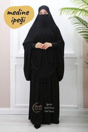İğneli Gizli Peçeli Tek Parça Medine İpeği Çarşaf - Siyah Nur