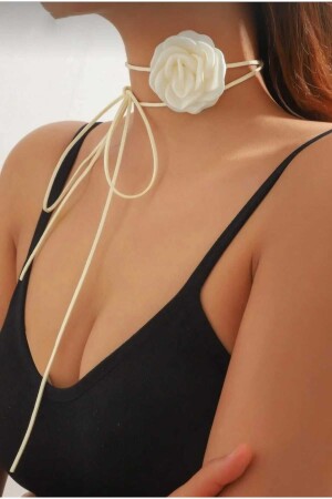Kadın Krem Saten Gül Choker Kolye - Monalisatoka
