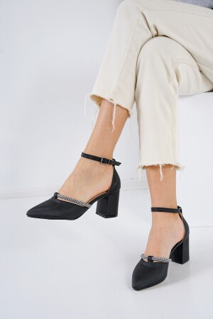 Kadın Siyah Saten Kumaş Taşlı Karnı Yarık Bilekten Bantlı Kısa Topuklu Ayakkabı 6cm MMERT27 - 2