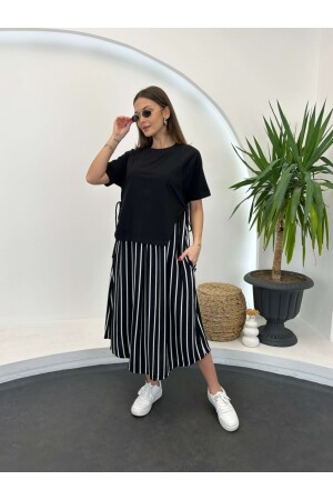 Lässiges Kleid mit schwarzem Rock und Streifenmuster - Elif Özbey Butik