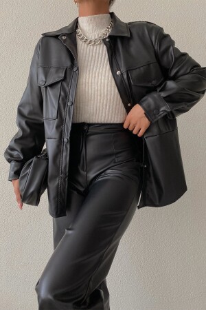Lederjacke mit zwei Taschen und Druckknöpfen, Schwarz, L - Ciqulata