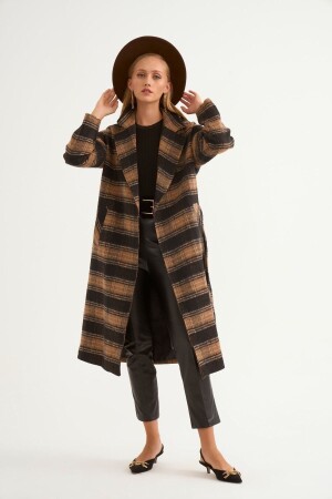 Mantel mit Gürtel und Karomuster – Schwarz-Kamel - Sateen