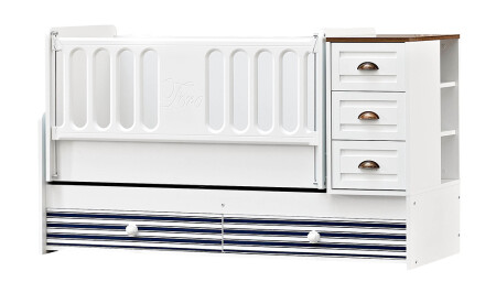 Marin Büyüyen Beşik - Cadde Yıldız