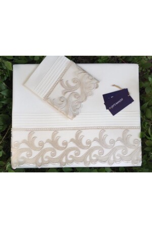 Nervürlü Kreme Cappuccino Sarmaşık Çift Kişilik Nevresim Takımı EEE5475 - Çeyiz Bahçesi