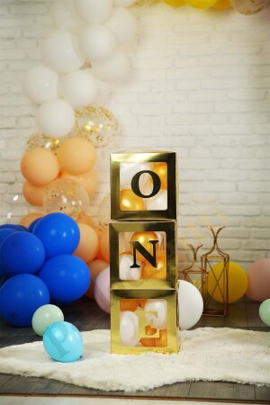 One Yazılı Gold Kutu Ve Balon Seti Bebek 1 Yaş Doğum Günü Kutlama PG0504 - 1