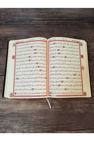 Orta Boy Bilgisayar Hatlı Diyanet Mühürlü Kur'an'ı Kerim Qr Kod (arapça / Meal) Orta Boy Yeşil - 4