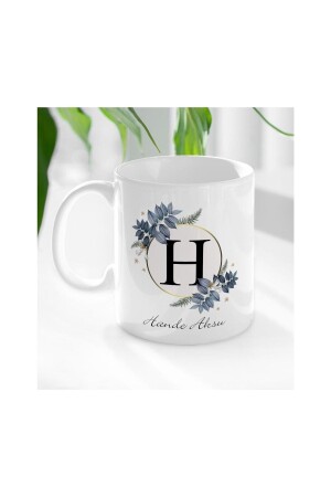 Personalisierte weiße Tasse mit Initialen und Namen - Foto Yiğit