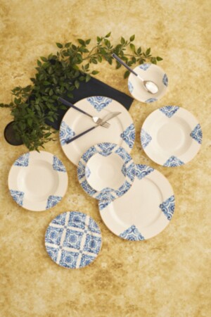 Regina 16-teiliges Tafelservice aus Porzellan für 4 Personen 153. 03. 07. 5724 - Karaca