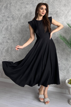 Schwarzes Kilo-Kleid für Damen mit Rundhalsausschnitt - Gülseli