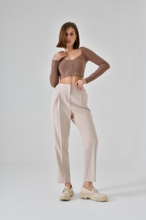 Taş Pileli Havuç Kesim Kemer Detaylı Pantolon - Saade