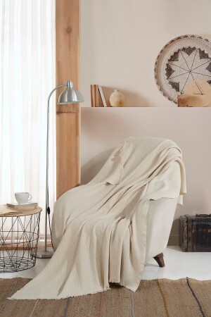 Vera Ekru Tekli Koltuk Berjer Örtüsü Şalı 150 x 200 cm Tv Battaniyesi Throw Pamuklu Mk-10006 - Lux Touch